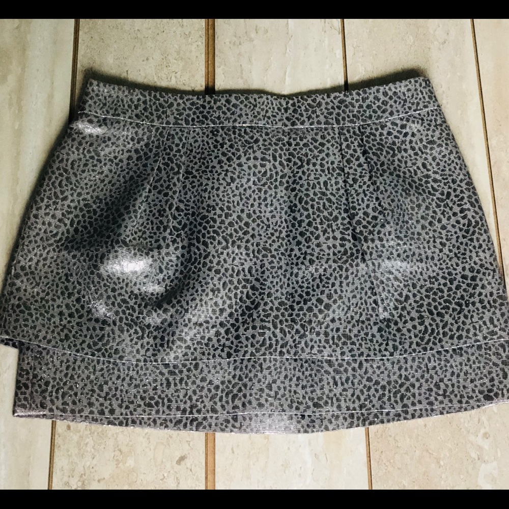 Express Womens Mini Skirt Size 0 Grey Metallic